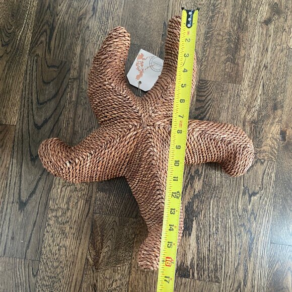 Large Woven Starfish Wall Hanging Decor - Picture 3 of 3